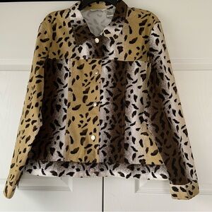 Hannah Animal Print Jacket Size XL.  Button down style w/ detailed metal buttons